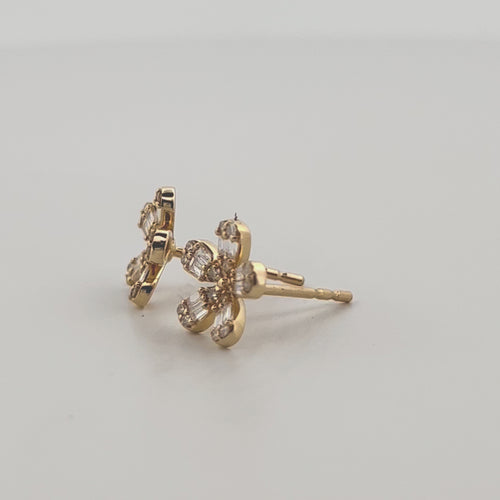 FLOWER DIAMOND EARRINGS